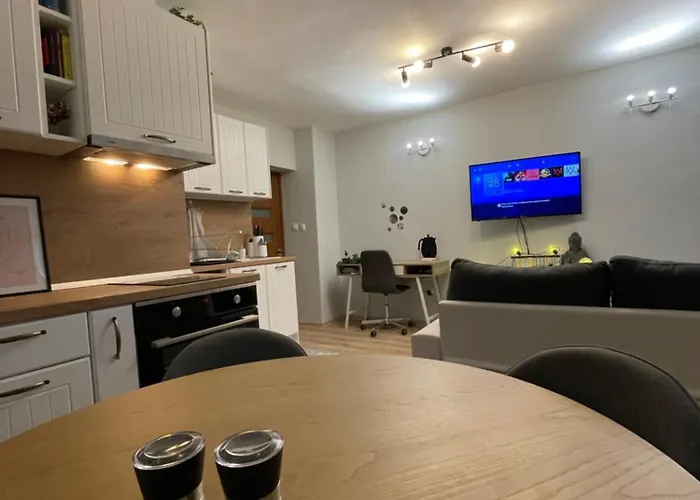 Quiet Comfort Walk Everywhere *