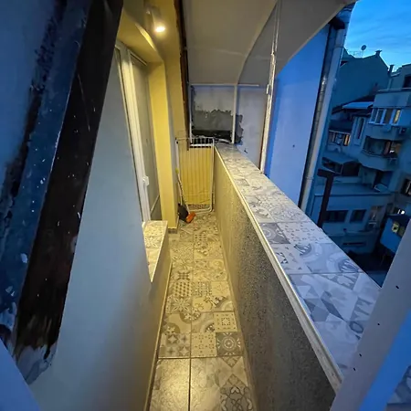 Quiet Comfort Walk Everywhere *