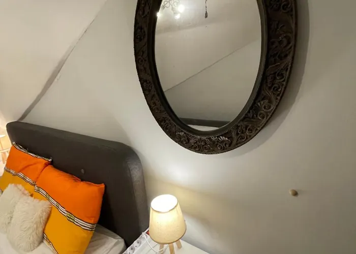 Apartment Quiet Comfort Walk Everywhere